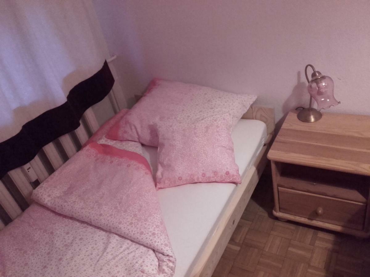 Apart Homestay *